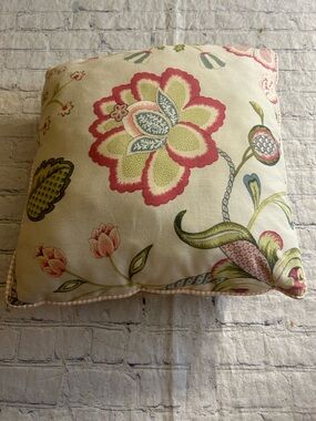 ADELE COLLECTION FLORAL THROW PILLOW VIBRANT FLORAL ON NATURAL LINEN LIKE